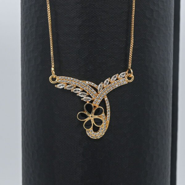 Floral Pendant Necklace